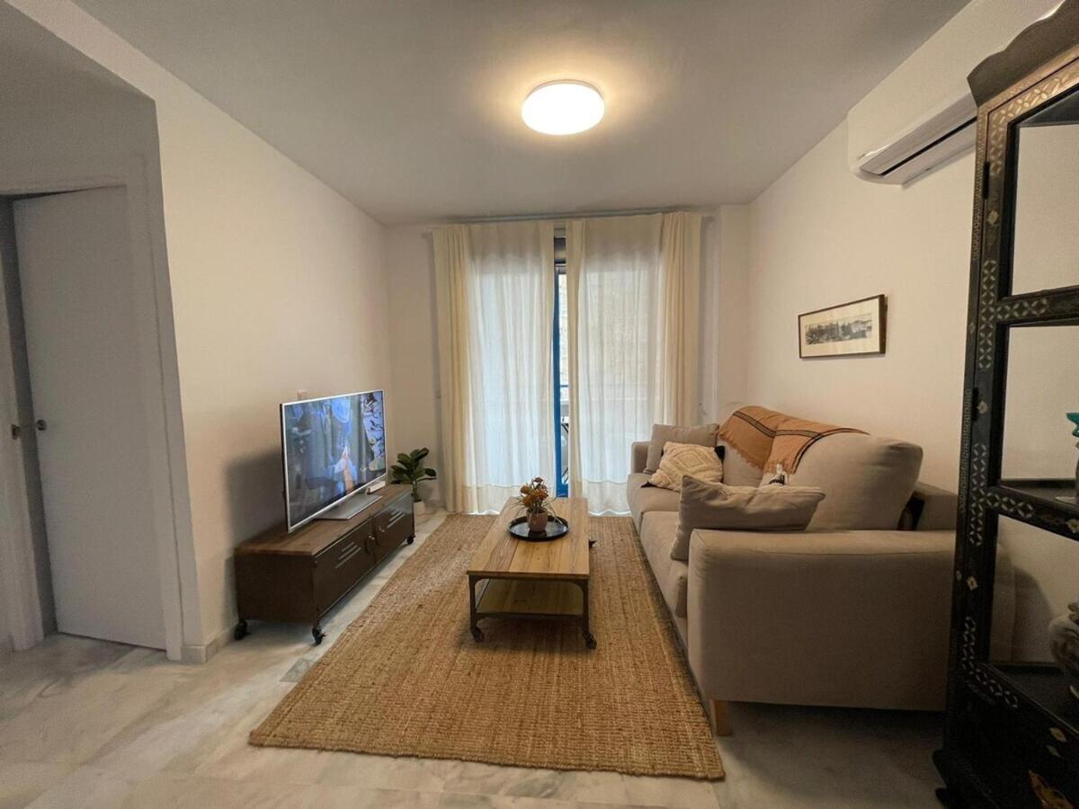 Calu Homes Cerca Playa De Huelin Malaga Zewnętrze zdjęcie