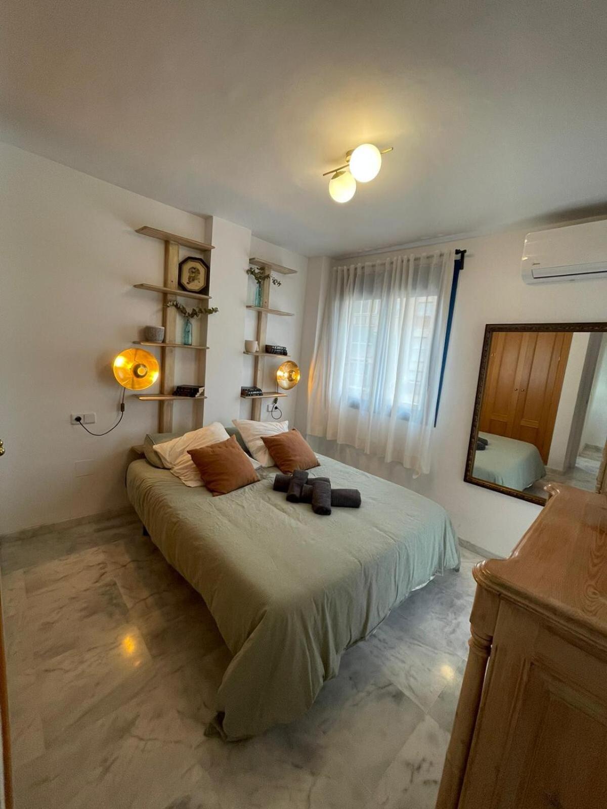 Calu Homes Cerca Playa De Huelin Malaga Zewnętrze zdjęcie