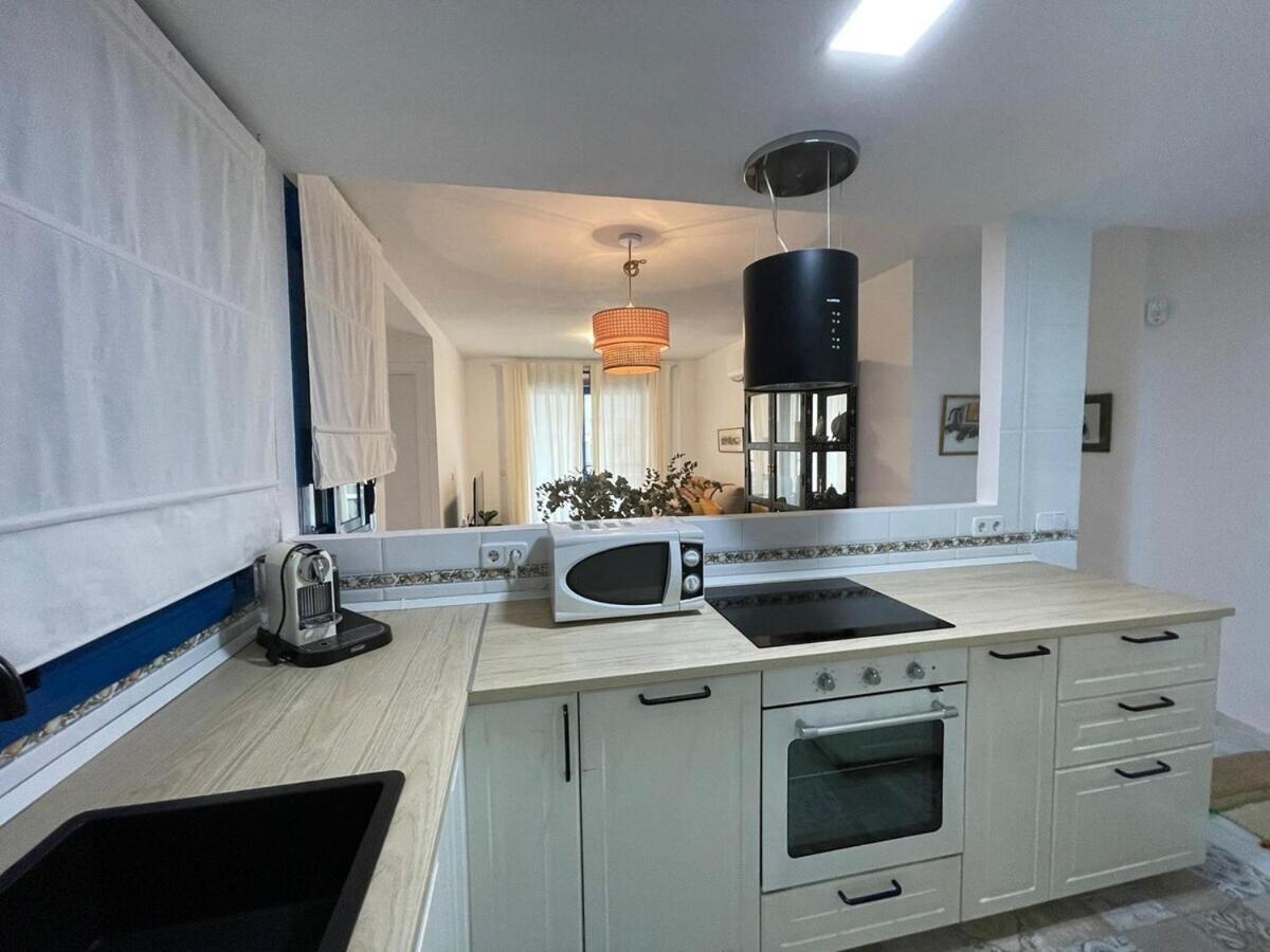 Calu Homes Cerca Playa De Huelin Malaga Zewnętrze zdjęcie