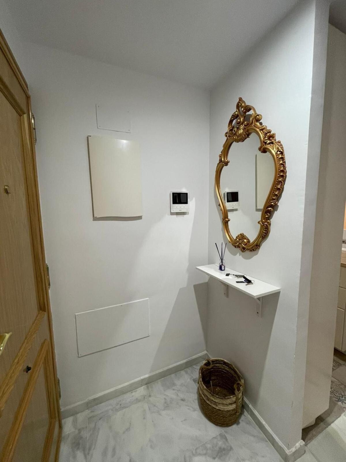 Calu Homes Cerca Playa De Huelin Malaga Zewnętrze zdjęcie