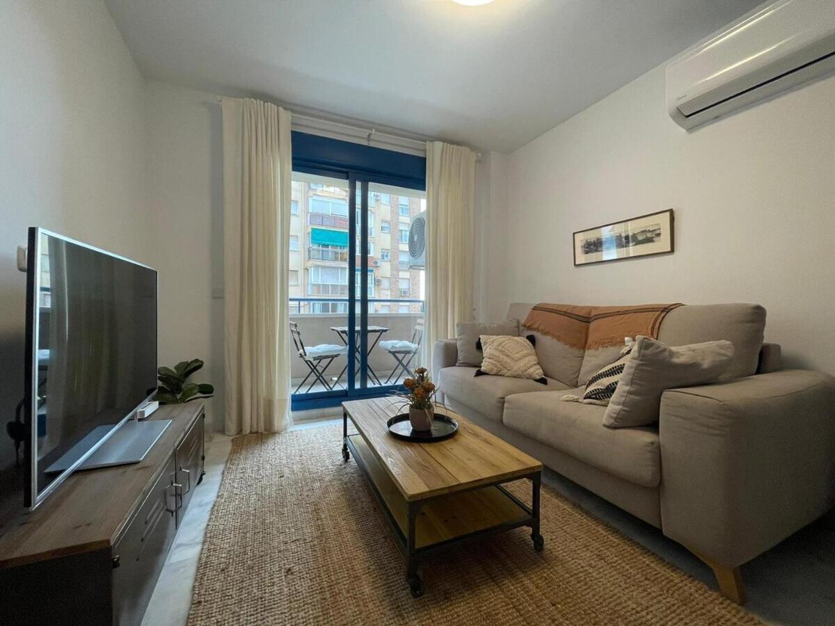 Calu Homes Cerca Playa De Huelin Malaga Zewnętrze zdjęcie