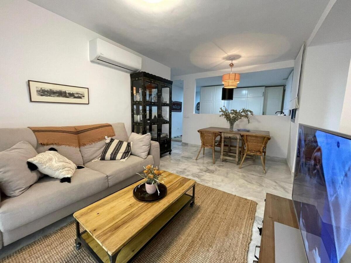 Calu Homes Cerca Playa De Huelin Malaga Zewnętrze zdjęcie